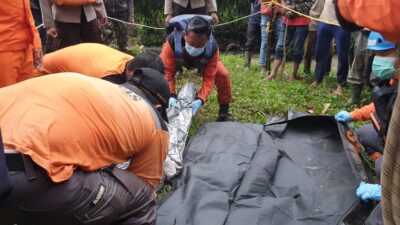 Tim SAR Gabungan Evakuasi Korban Kedua yang Tenggelam di Ciwangun, Lembang