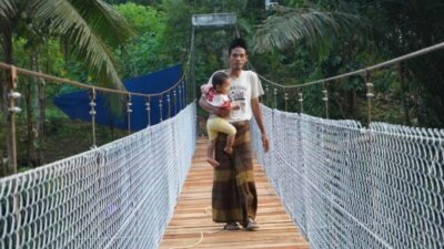 Jabar Quick Response Bikin Warga 2 Desa di Ciamis Tak Lagi Nyebrang Jembatan Rusak