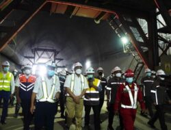 Menko Luhut Pastikan Kontruksi Tunnel 2 Kereta Cepat Jakarta-Bandung Aman Dilintasi