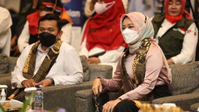 Atalia Ridwan Kamil Ajarkan Pentingnya Literasi Keuangan kepada Pelajar di Bekasi