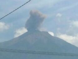 Gunung Kerinci Erupsi, Warga Dilarang Aktivitas pada Radius Bahaya