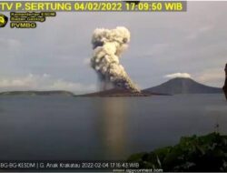 Waspada! Anak Gunung Krakatau Kembali Erupsi, Status Level Jadi Siaga