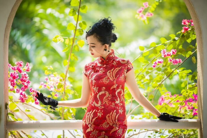 Mengenal Cheongsam, Baju Tradisional Tiongkok yang Kerap dikenakan Saat Momen Imlek