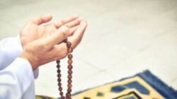 Doa Puasa Hari ke-11 Ramadan, Agar Terhindar Dari Api Neraka: Lengkap Bacaan Arab, Latin, dan Terjemahan