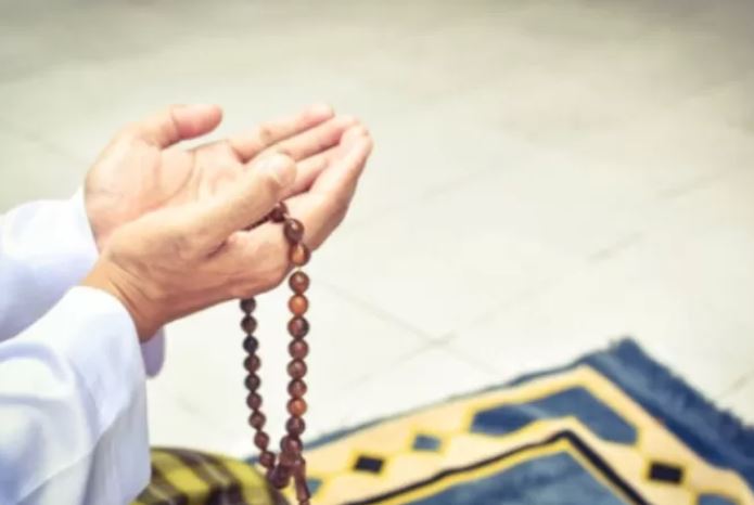 Doa Puasa Hari ke-11 Ramadan, Agar Terhindar Dari Api Neraka: Lengkap Bacaan Arab, Latin, dan Terjemahan