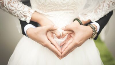Pertimbangkan 8 Hal Penting Saat Memilih Pasangan, Sesuai dengan Syariat Islam
