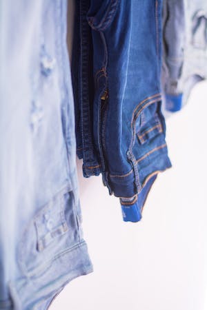 Jarang Ada Yang Tahu! Jenis Dan Sejarah Celana Jeans