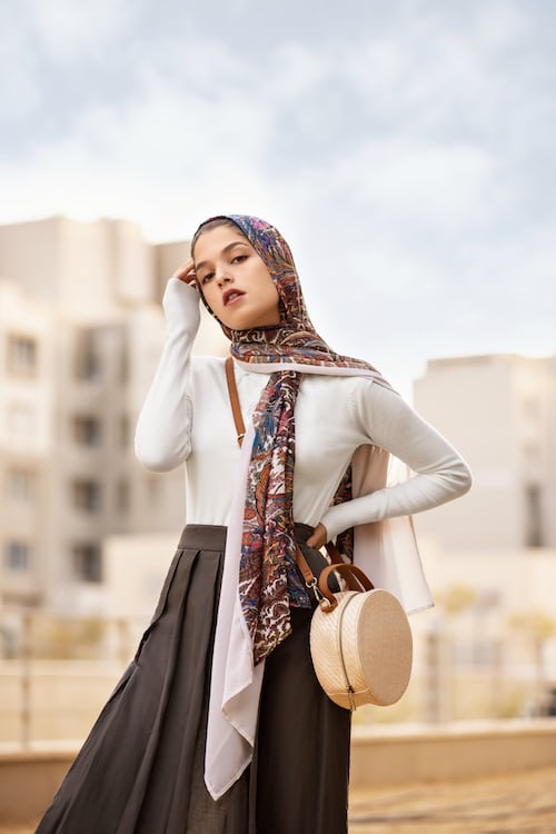 10 Rekomendasi Outfit Hijab Kekinian, Cocok Untuk Hangout