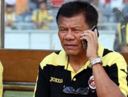 Kabar Duka, Mantan Pelatih Timnas Indonesia ’Benny Dollo’ Meninggal Dunia