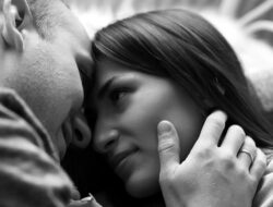 9 Cara Ampuh Flirting, Dijamin Curi Perhatian Gebetan