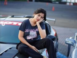 7 Pembalap Drifter Wanita Indonesia, Viral karena Cantik dan Piawai di Jalanan