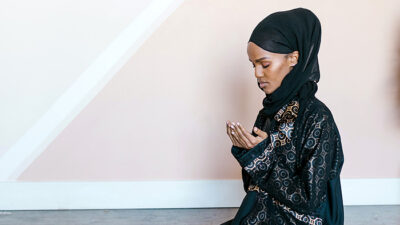 Doa Puasa Hari ke-28 Ramadan: Lengkap dengan Bacaan Arab, Latin, dan Terjemahan