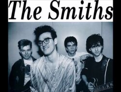 Tren di Kalangan Anak Muda Saat ini, Berikut Lirik Lagu ‘The Smiths-There Is A Light That Never Goes Out’