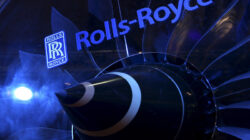 Perusahaan bernama Rolls Royce siap luncurkan mobil dengan tenaga nuklir yang siap dibawa jalan-jalan di Planet Mars.