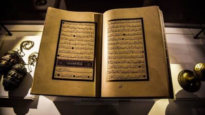 Alasan Jangan Tergesa-gesa dalam Mengambil Keputusan Menurut Islam dan Al-Quran