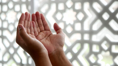 Doa Agar Dijauhkan dari Maksiat dan Tips dari Imam Al-Ghazali untuk Mereka yang Sulit Menghindarinya