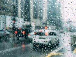 Prakiraan Cuaca Kota Bandung Hari Jumat 10 Maret 2023 : Dari Siang hingga Sore Hari, Kota Bandung akan Diguyur Hujan