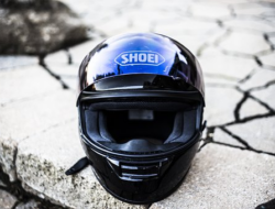 5 Tips Memilih Helm Baru yang Nyaman dan Aman Saat Digunakan