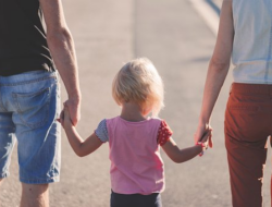 7 Manfaat Penting Mengikuti Kelas Parenting, Cocok Buat Orang Tua Baru