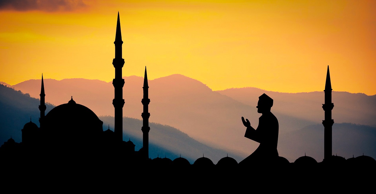 10 Keutamaan Itikaf di Bulan Ramadan
