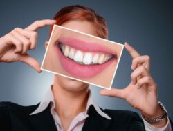 Tips Memutihkan Gigi Secara Alami Agar Lebaran Idul Fitri Lebih Percaya Diri