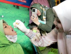 Hari Pertama Vaksinasi Polio di Jawa Barat Tembus 500 Ribu Anak