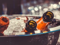 5 Minuman yang Perlu Dihindari saat Cuaca Panas
