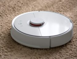 6 Rekomendasi Robot Vacuum Cleaner Terbaik, Dijamin Debu Hilang Semua!