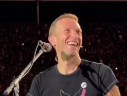 Lirik Lagu A Sky Full of Stars – Coldplay Lengkap dengan Terjemahan Bahasa Indonesia