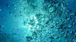 5 Manfaat Terapi Mandi Air Dingin