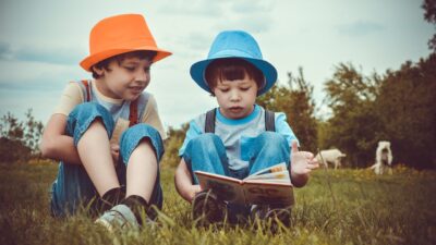 4 Kiat Menumbuhkan Gemar Membaca Buku bagi Anak-anak