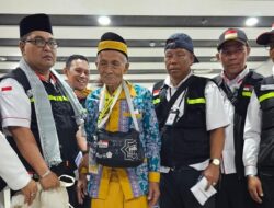 Mbah Harun, Jemaah Haji Tertua Indonesia Berusia 119 Tahun Tiba di Madinah