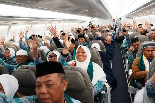 Lepas Penerbangan Haji Perdana dari Bandara Kertajati, Ini Pesan Menag