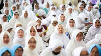 Pemkab Bogor Kembali Berangkatkan 440 Calon Jemaah Haji Kloter 32 JKS