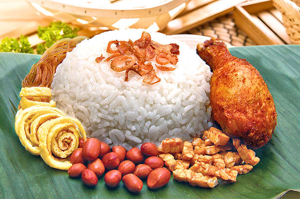 hidangan nasi uduk khas nusantara