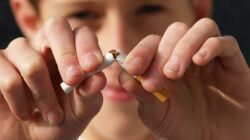 Menyingkap Bahaya Mengintai dari Merokok bagi Remaja