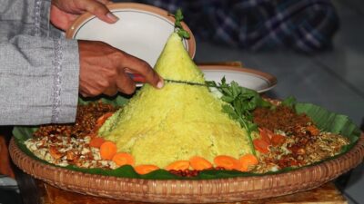 Resep dan Cara Membuat Nasi Kuning yang Gurih dan Pulen