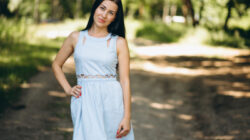 5 Model Dress untuk Wanita Bertubuh Pendek, Bikin Kamu Terlihat Jenjang