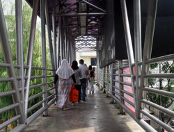 Keberadaan Jembatan Penyeberangan Orang Tingkatkan PAD Kota Bandung