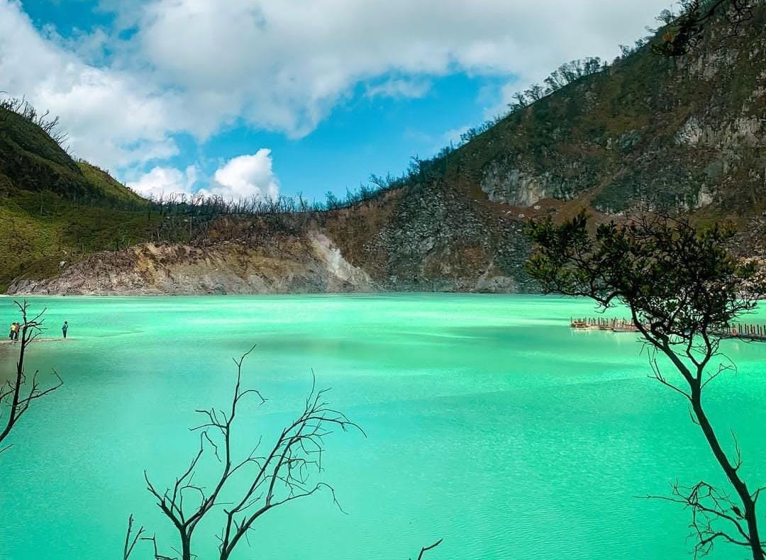 10 Rekomendasi Destinasi Wisata Alam Terbaik di Bandung Selatan yang Wajib Dikunjungi Pelancong