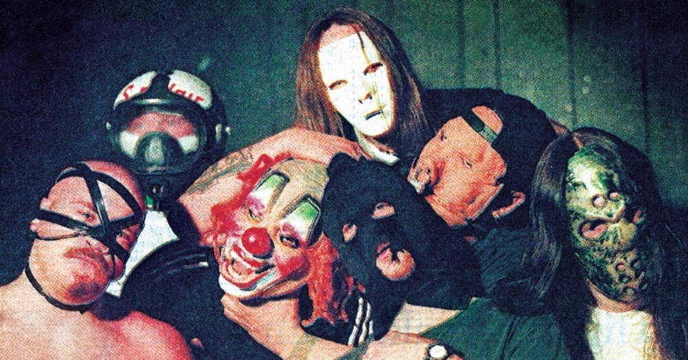 Slipknot, (dari kiri) Anders Colsefni, Craig Jones, Shawn "Clown" Crahan, Joey Jordison, Josh Brainard, Paul Gray dan Mick Tompson, saat mereka muncul di Des Moines, Iowa, surat kabar 'The Register,' 1997