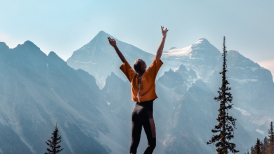 Hobi Mendaki Gunung? Ini Manfaatnya untuk Kesehatan Fisik dan Mental