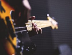 Chord Gitar Lagu Kamulah Satu-satunya – Dewa 19
