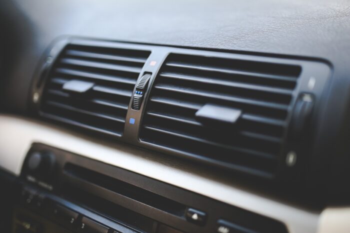 Panduan Cara Cek Freon yang Bermasalah, Atasi AC Mobil yang Kurang Dingin