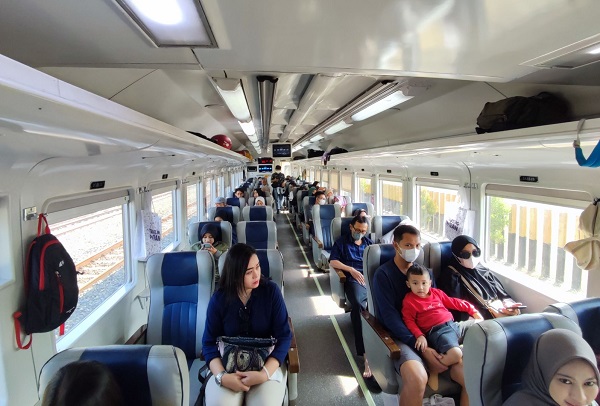 Cek Aturan Terbaru Naik KAI Commuter Line 2023, Sesuaikan Kapasitas Pengguna di Beberapa Wilayah