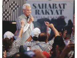 Charta Politika: Elektabilitas Ganjar unggul Prabowo dan Anies