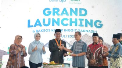 Ridwan Kamil Resmikan Klinik Khusus Lansia Inggit Garnasih, Abadikan Nama Istri Bung Karno