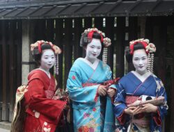 Makna dan Filosofi Tata Rias Geisha, Pekerja Seni dan Budaya di Jepang