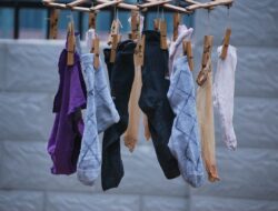 10 Tips Mencuci Kaos Kaki yang Benar agar Bebas Kuman dan Lebih Awet