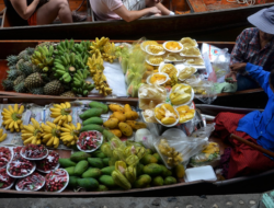 Sangat Unik! Ini Beberapa Pasar Tradisional di Indonesia yang Masih Menerapkan Metode Barter